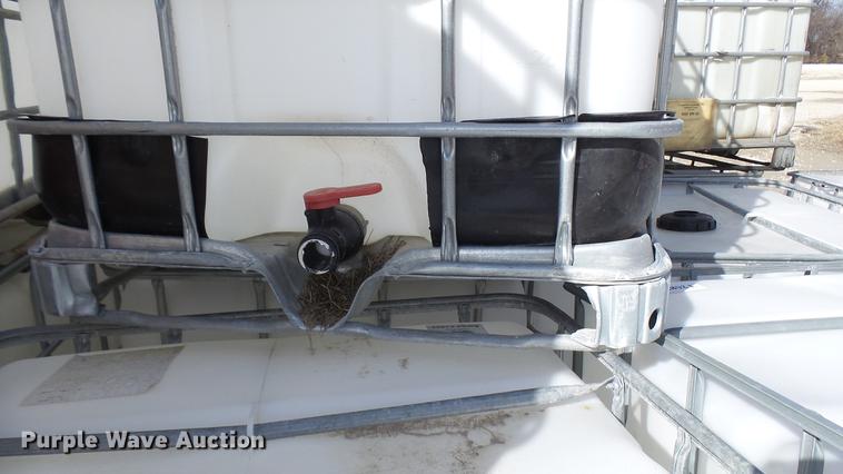 image for item DD9039 (20) 275 gallon totes