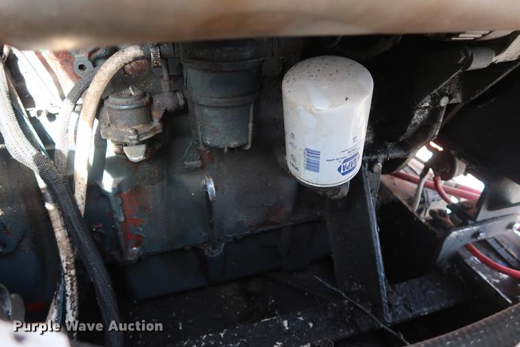 image for item DD9564 1977 Bobcat 974 skid steer