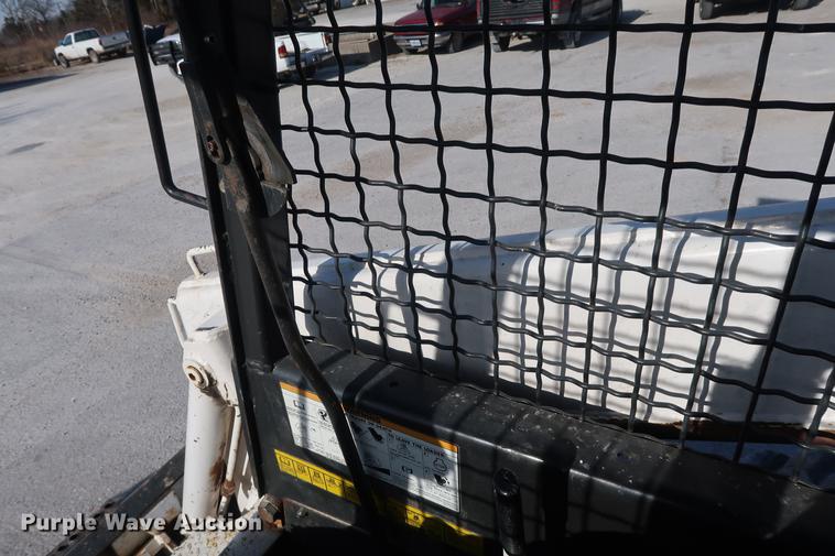 image for item DD9564 1977 Bobcat 974 skid steer