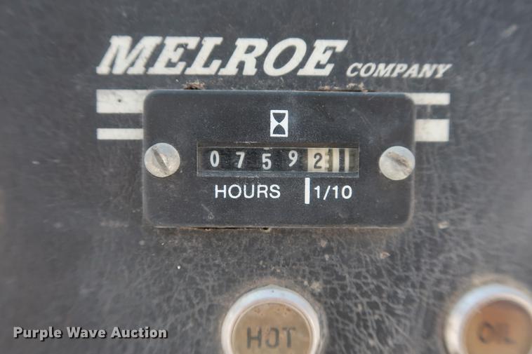 image for item DD9564 1977 Bobcat 974 skid steer