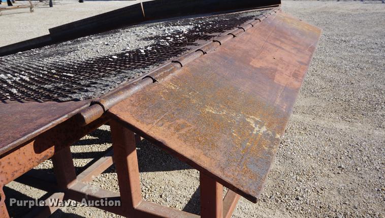 image for item DE3136 Loading dock