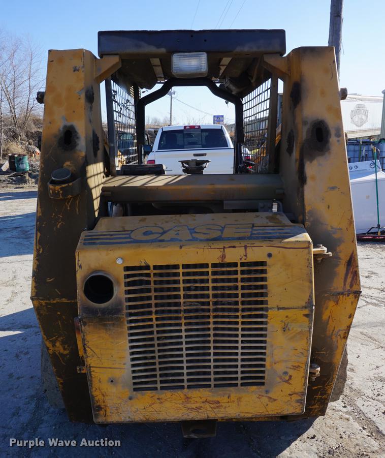 image for item DE3137 1996 Case 1845C skid steer
