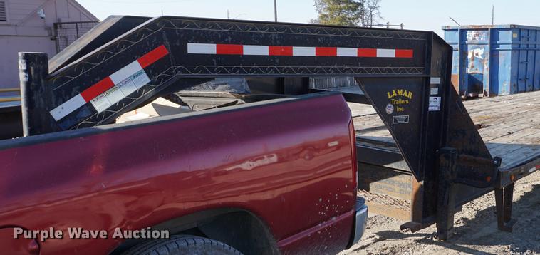 image for item DE3139 2007 Lamar equipment trailer