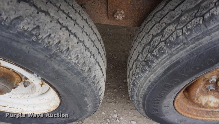 image for item DE3140 2006 shop built equipment trailer