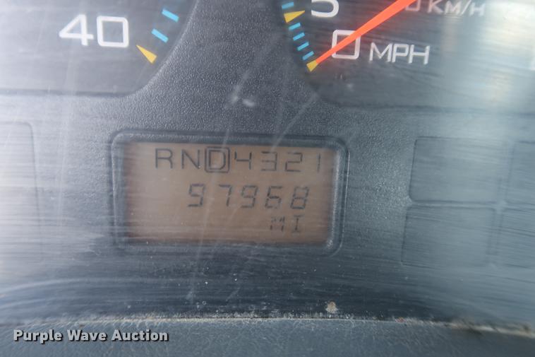 image for item DF3540 2006 International 7600 vacuum truck