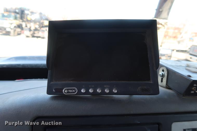 image for item DF3540 2006 International 7600 vacuum truck