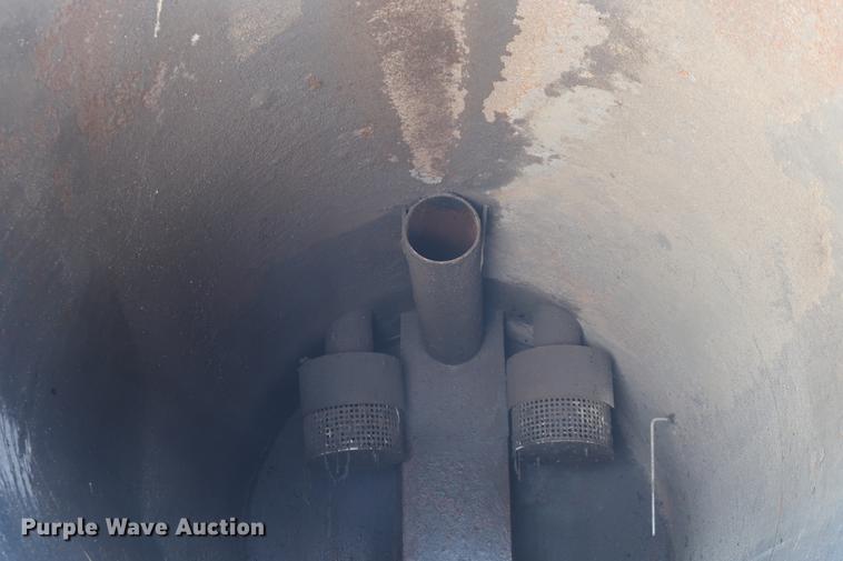 image for item DF3540 2006 International 7600 vacuum truck