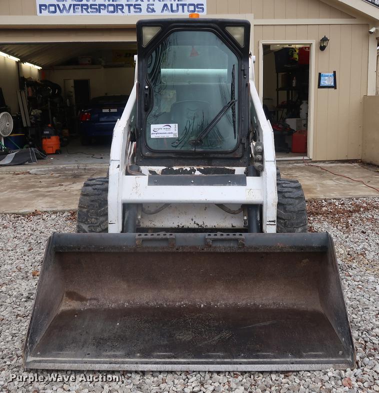 image for item DF3543 2004 Bobcat S185 skid steer