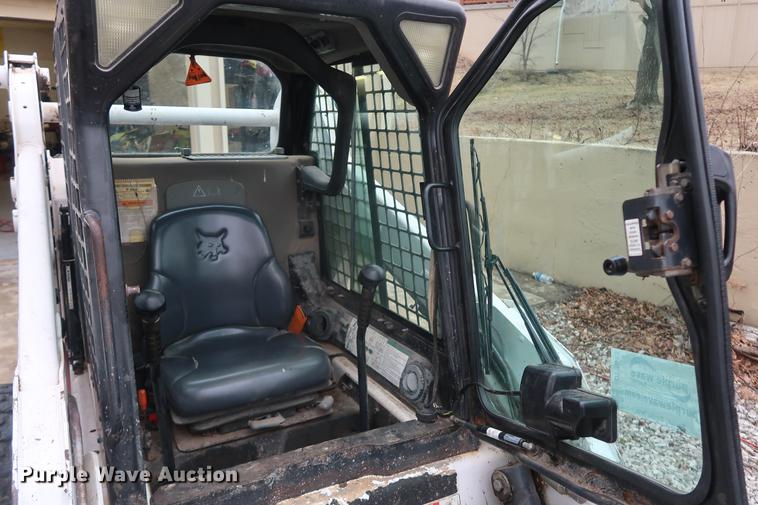 image for item DF3543 2004 Bobcat S185 skid steer