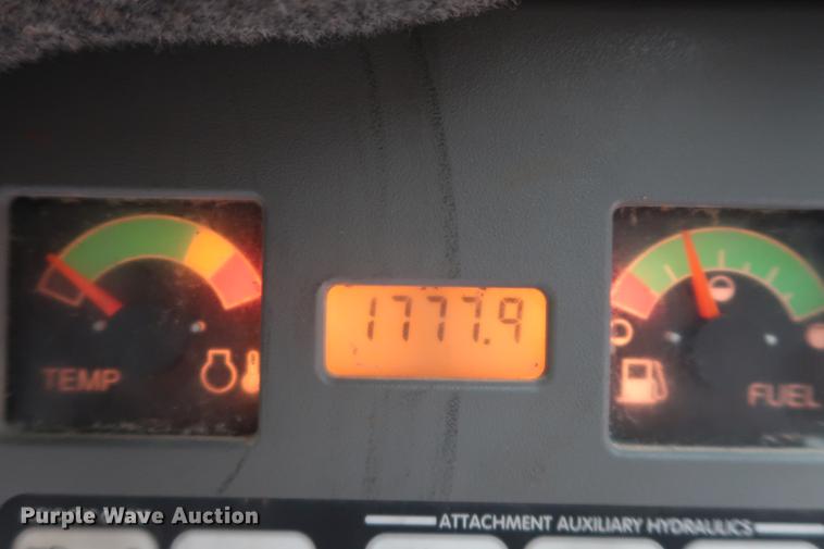 image for item DF3543 2004 Bobcat S185 skid steer