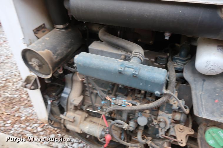 image for item DF3543 2004 Bobcat S185 skid steer