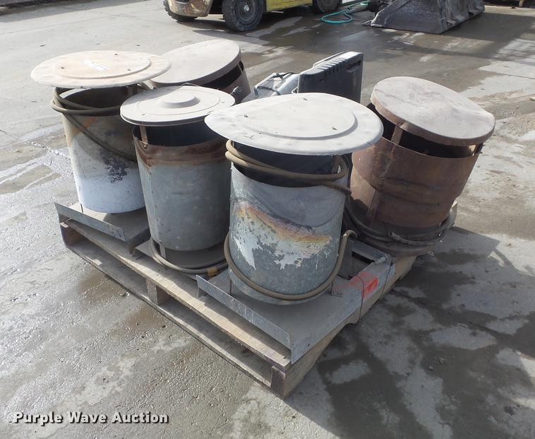 image for item DM9987 (9) heaters