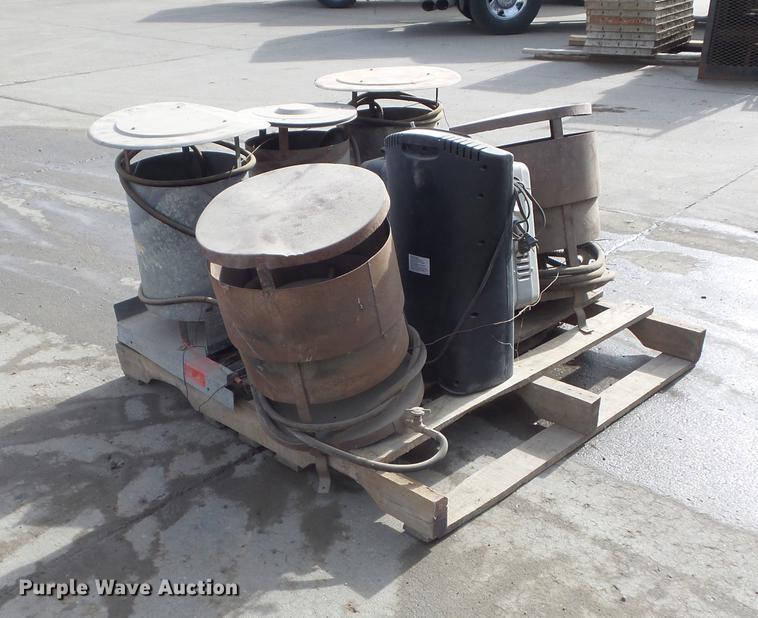 image for item DM9987 (9) heaters