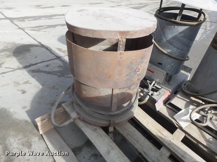 image for item DM9987 (9) heaters