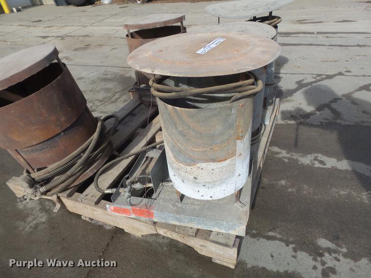 image for item DM9987 (9) heaters