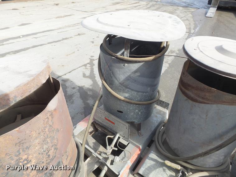 image for item DM9987 (9) heaters