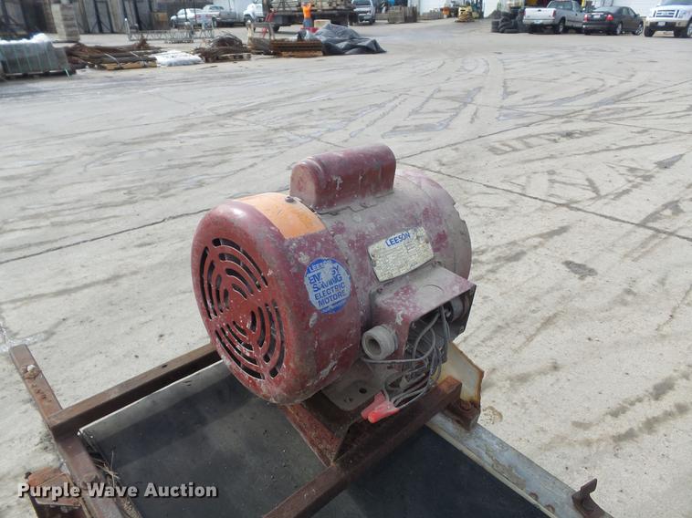 image for item DM9988 (2) Clark Machinery conveyors