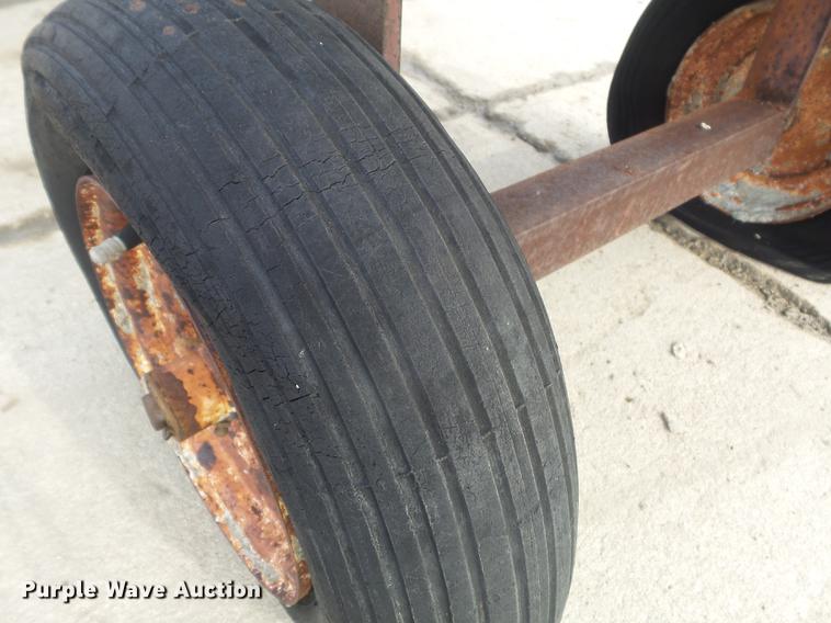 image for item DM9988 (2) Clark Machinery conveyors