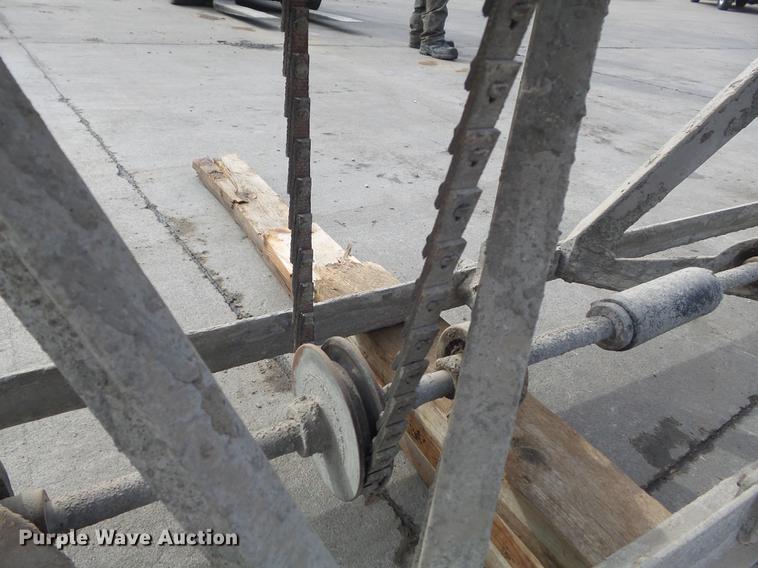 image for item DM9989 Blitzscreed screed