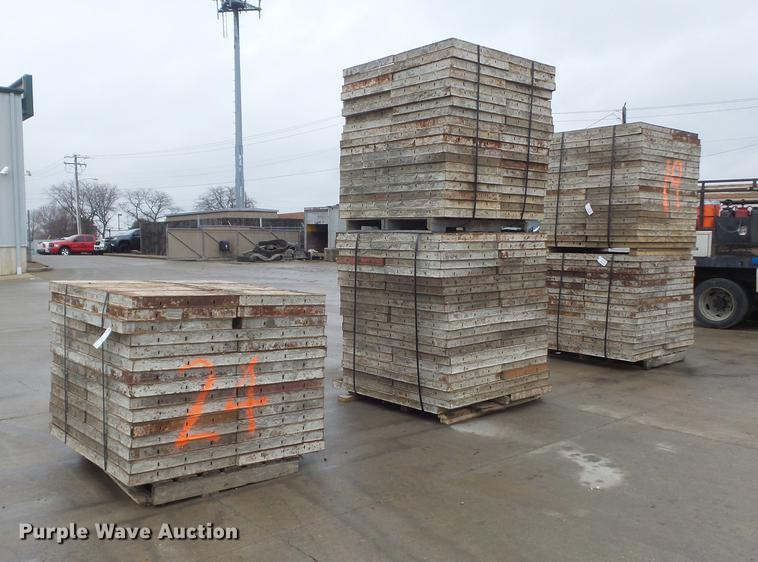 image for item DM9991 (184) concrete forms