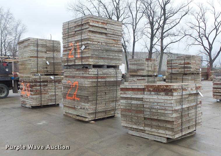 image for item DM9991 (184) concrete forms