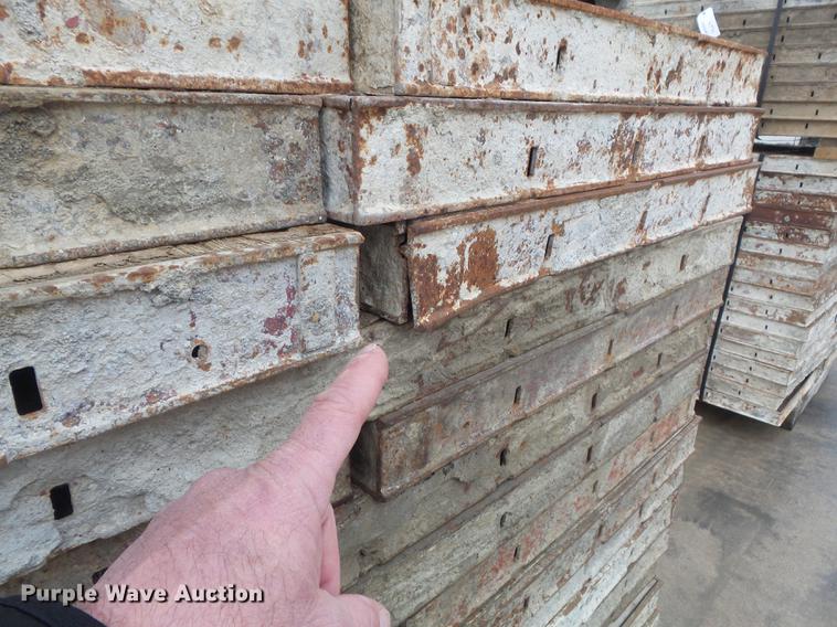 image for item DM9991 (184) concrete forms