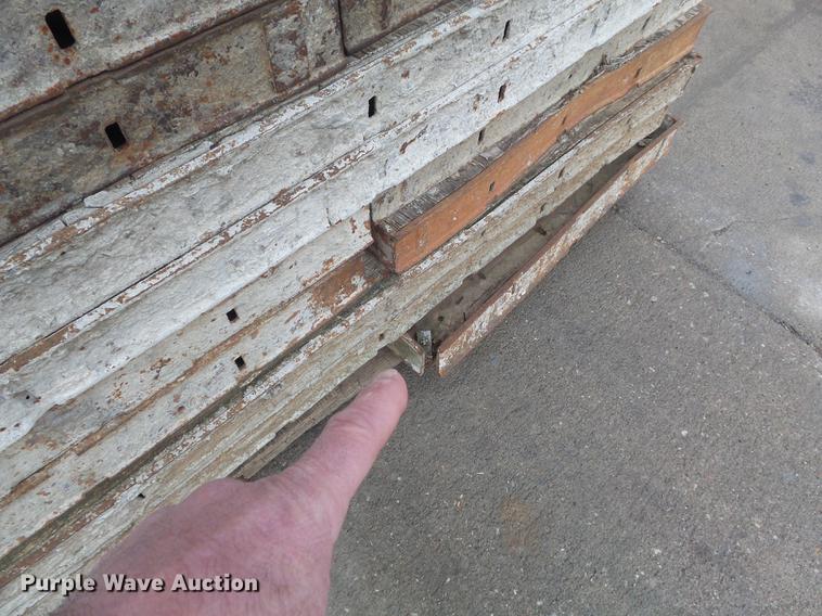 image for item DM9991 (184) concrete forms