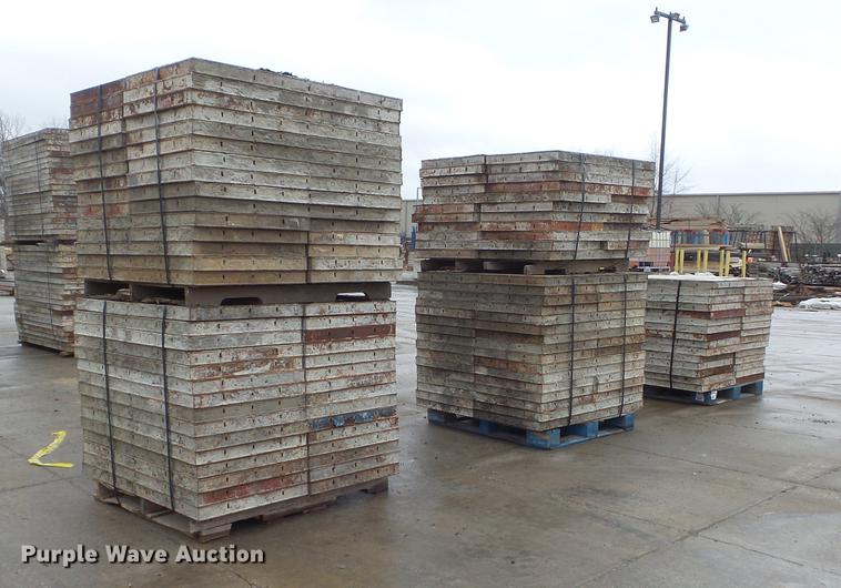 image for item DM9992 (144) concrete forms