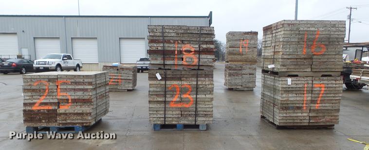 image for item DM9992 (144) concrete forms