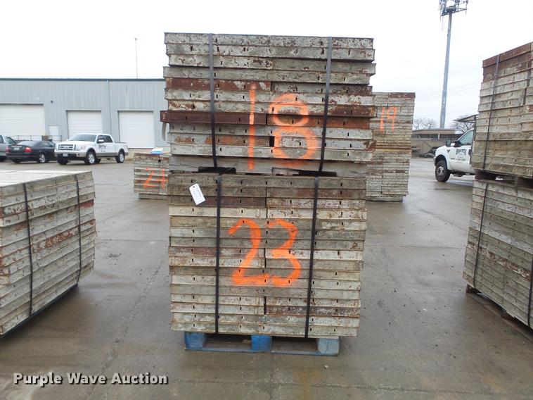 image for item DM9992 (144) concrete forms