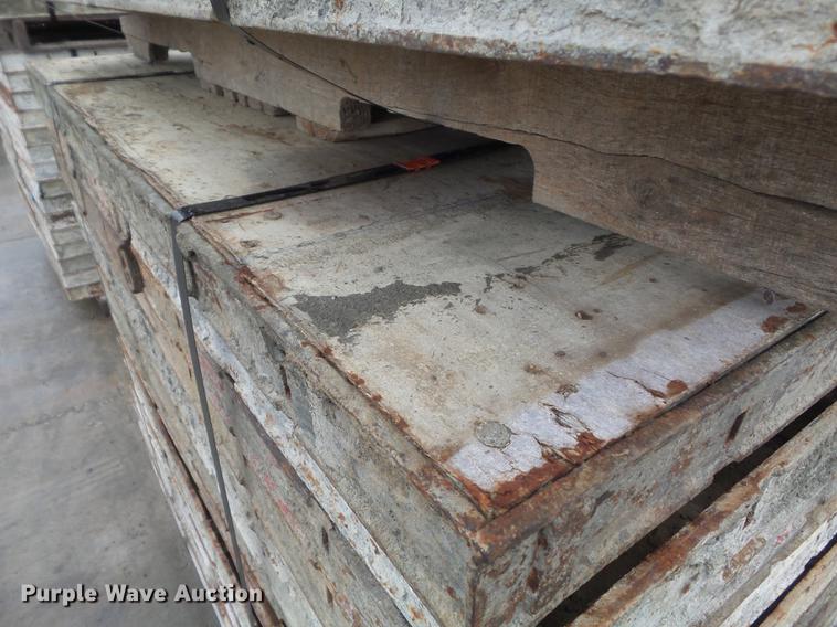 image for item DM9992 (144) concrete forms