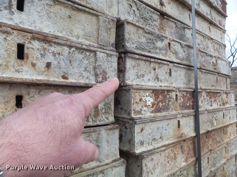 image for item DM9992 (144) concrete forms