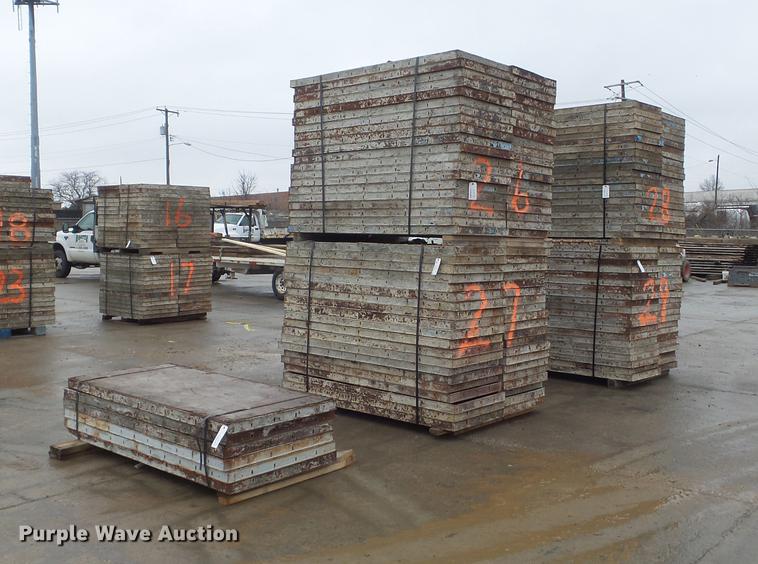 image for item DM9993 (166) concrete forms