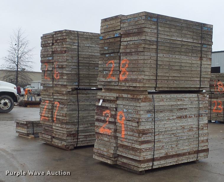 image for item DM9993 (166) concrete forms