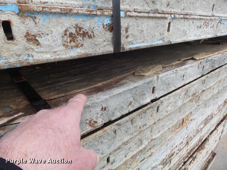 image for item DM9993 (166) concrete forms