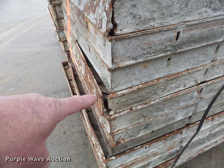 image for item DM9993 (166) concrete forms