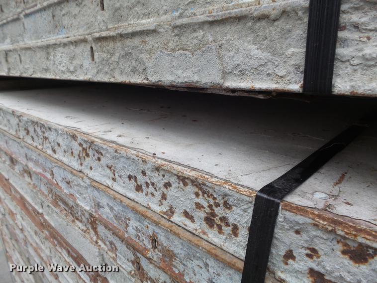 image for item DM9993 (166) concrete forms