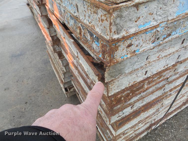 image for item DM9993 (166) concrete forms