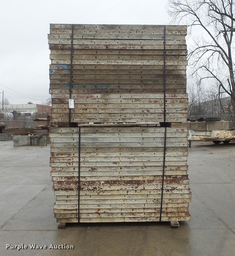 image for item DM9994 (182) concrete forms