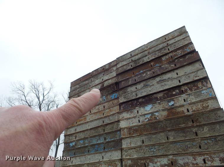 image for item DM9994 (182) concrete forms