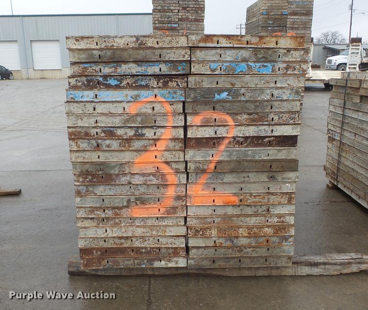 image for item DM9994 (182) concrete forms