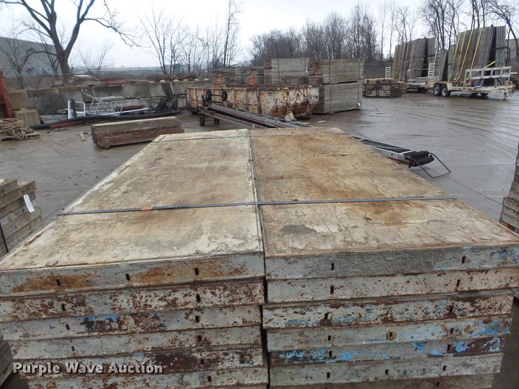 image for item DM9994 (182) concrete forms