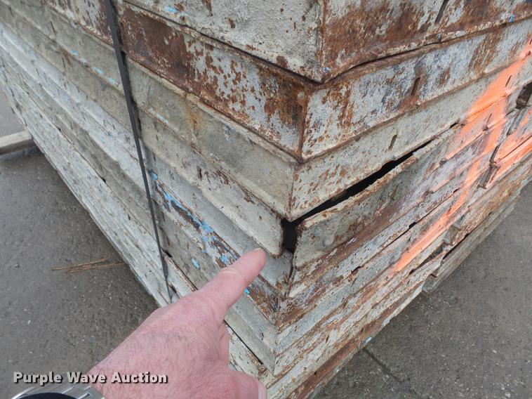 image for item DM9994 (182) concrete forms