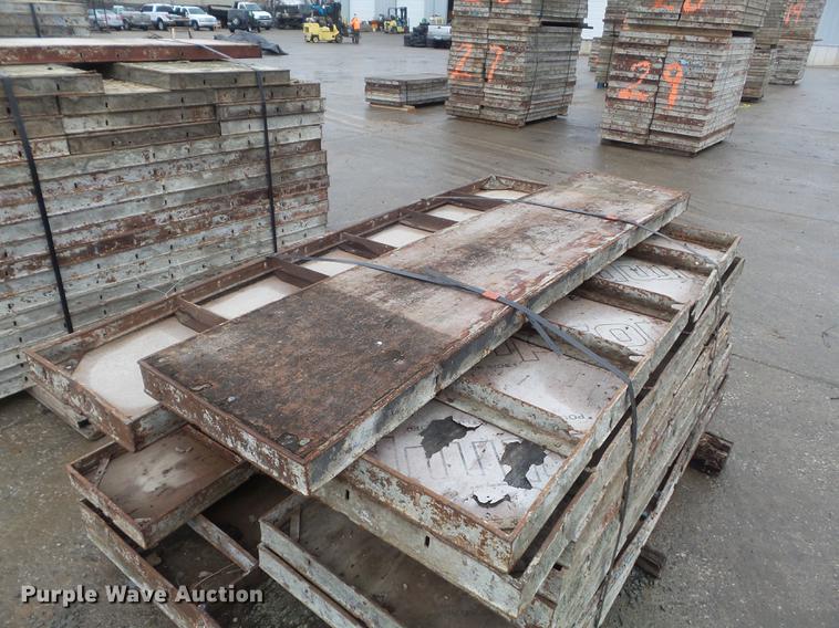 image for item DM9994 (182) concrete forms