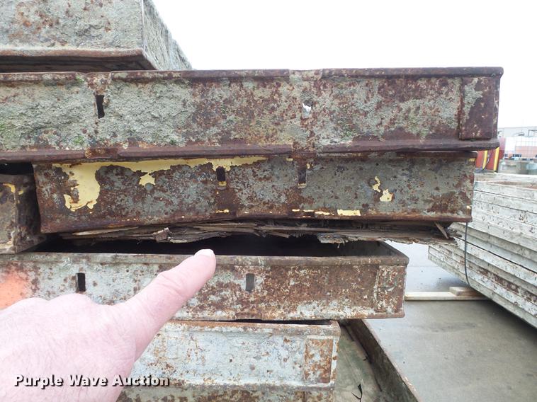 image for item DM9995 (114) concrete forms