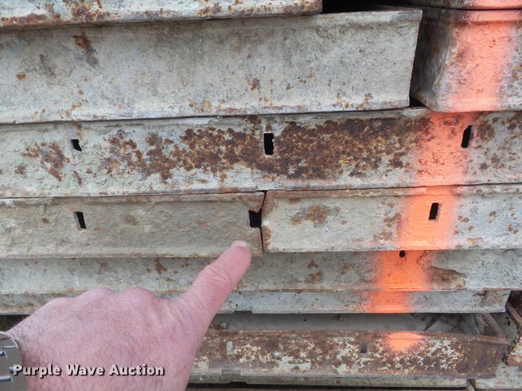 image for item DM9995 (114) concrete forms