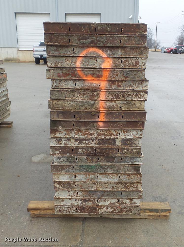 image for item DM9995 (114) concrete forms