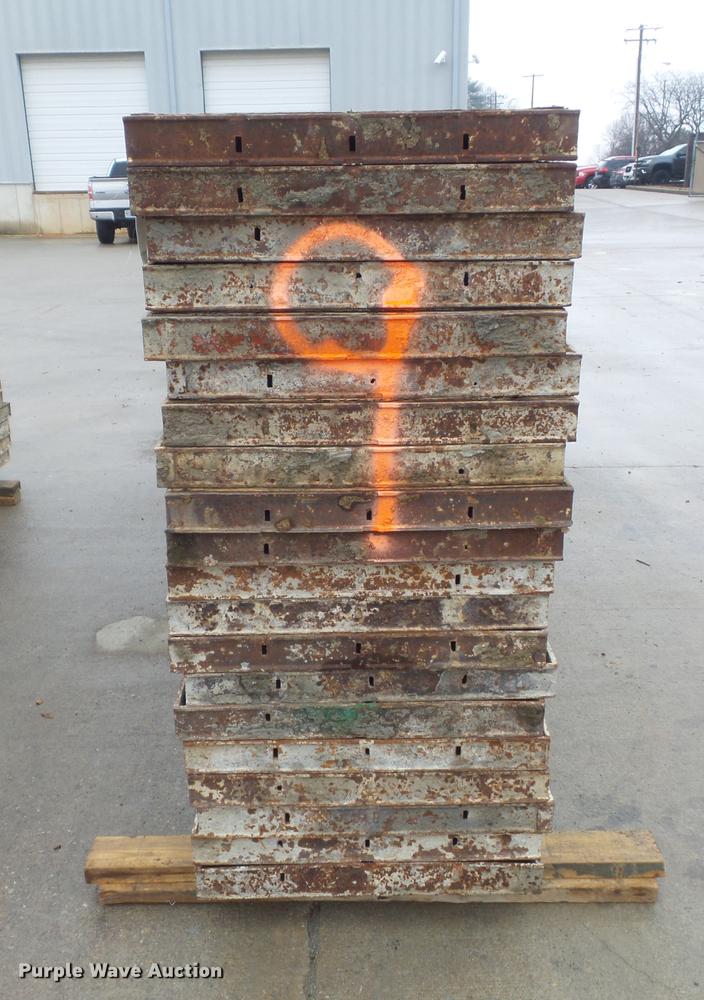 image for item DM9995 (114) concrete forms