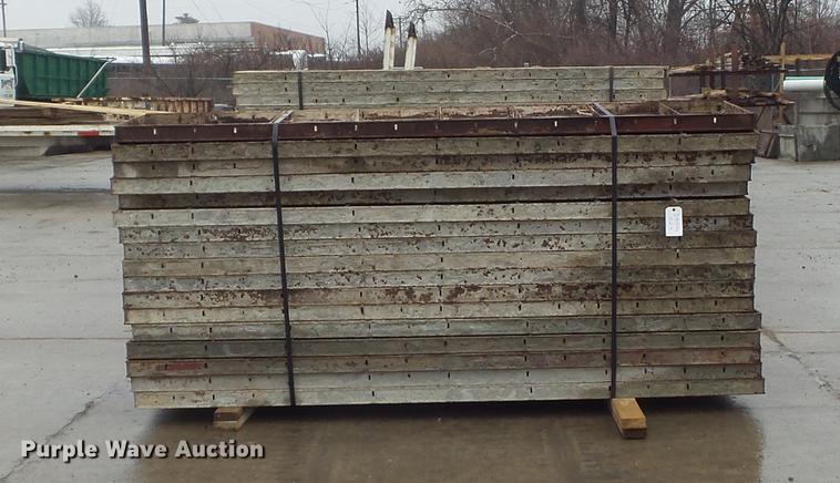 image for item DM9996 (161) concrete forms