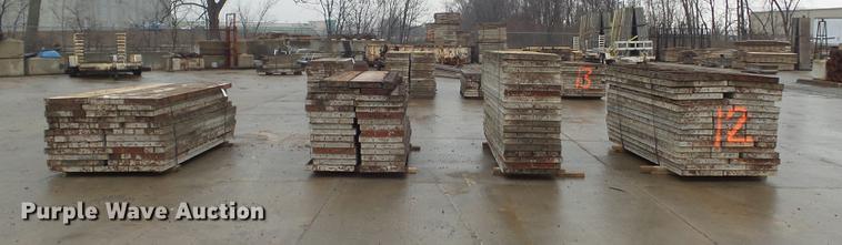 image for item DM9996 (161) concrete forms